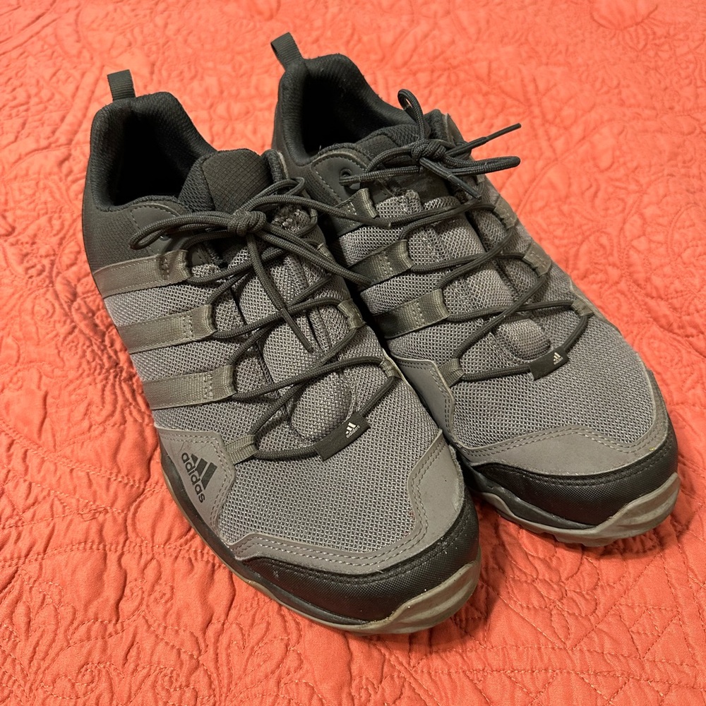 Adidas Terrex Men's Black and Gray Athletic Shoes